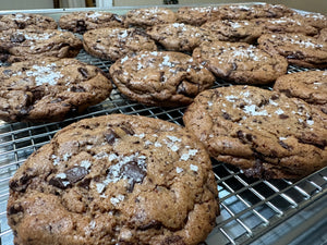 January 17th Friday PRE ORDER  ONLY 6 Pack Chocolate Chunk Cookies